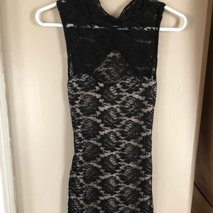 Lacy key hole back dress